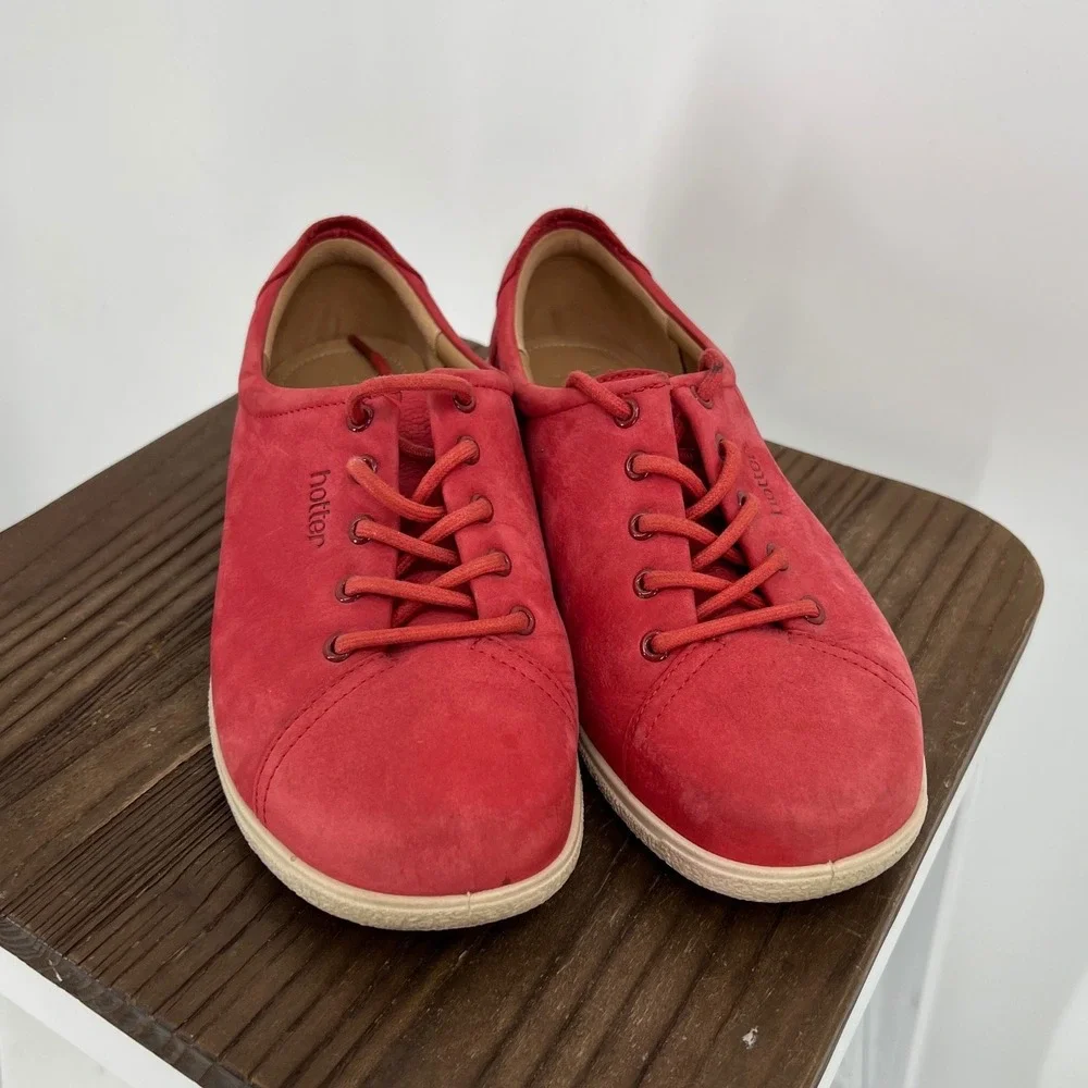 Hotter Dew Red Nubuck Leather Lace Up Sneakers Womens 8 EEE Wide Fit Comfort